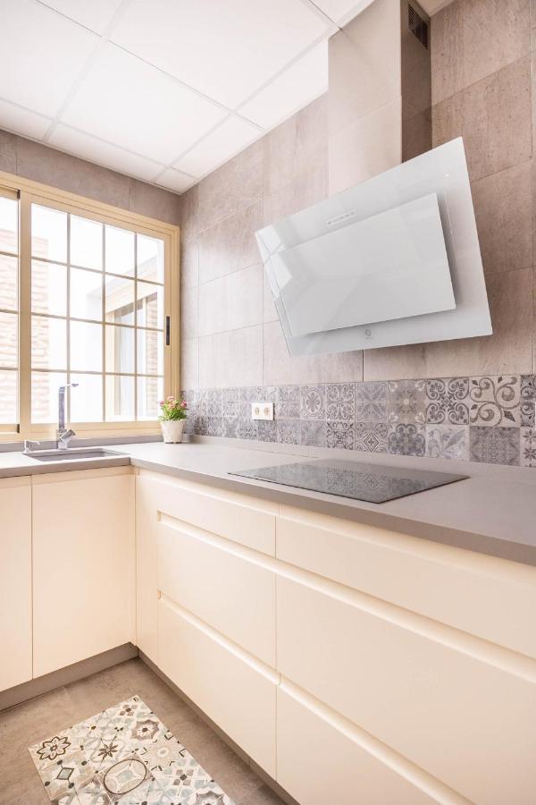 Apartamento Hércules - Vacacional Sevilla Exterior foto